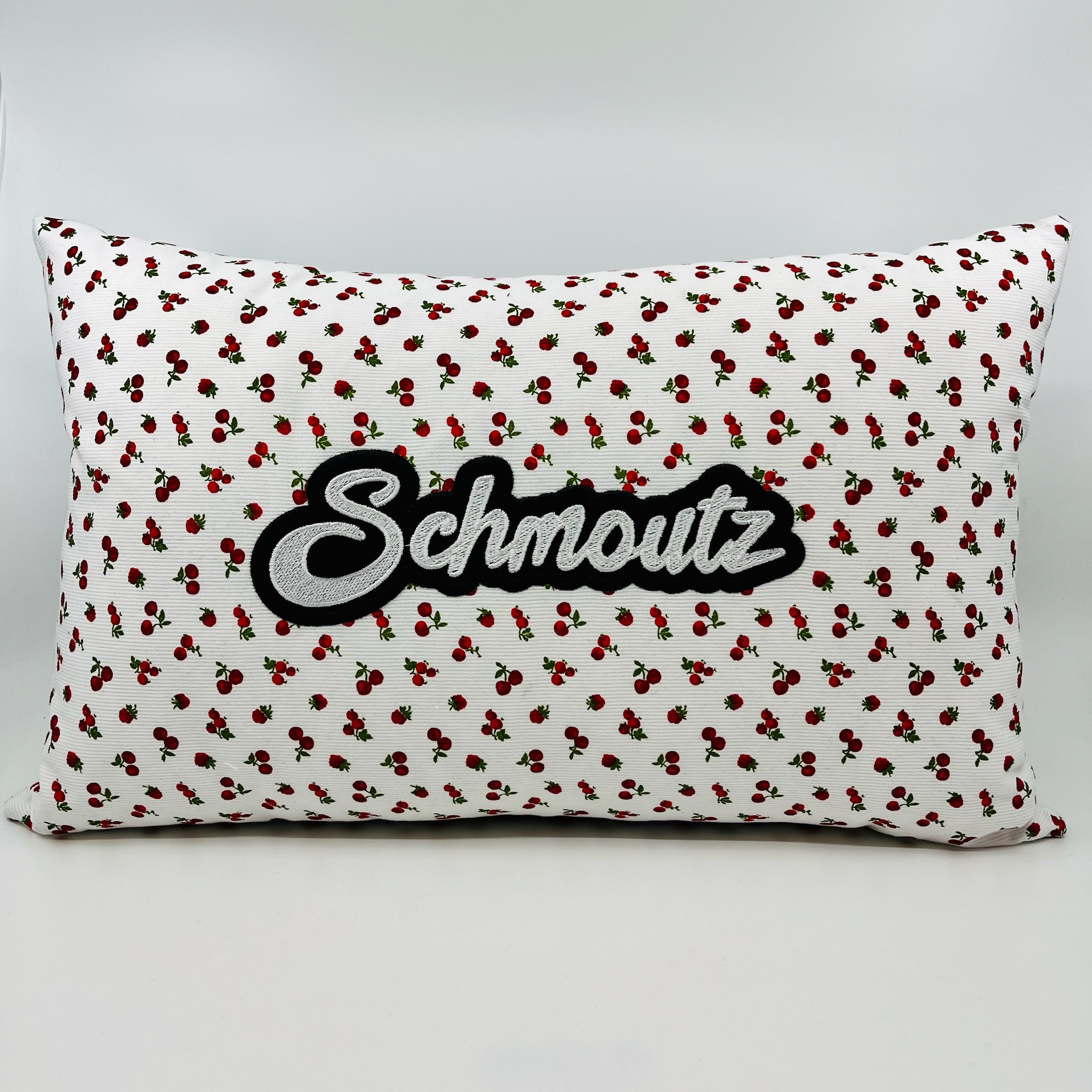 Coussin Schmoutz, tissu fruits rouges