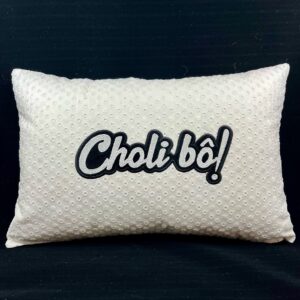 Coussin Choli bô ! , broderie Anglaise