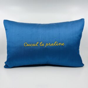 Coussin, « Cucul la praline » Soie sauvage .