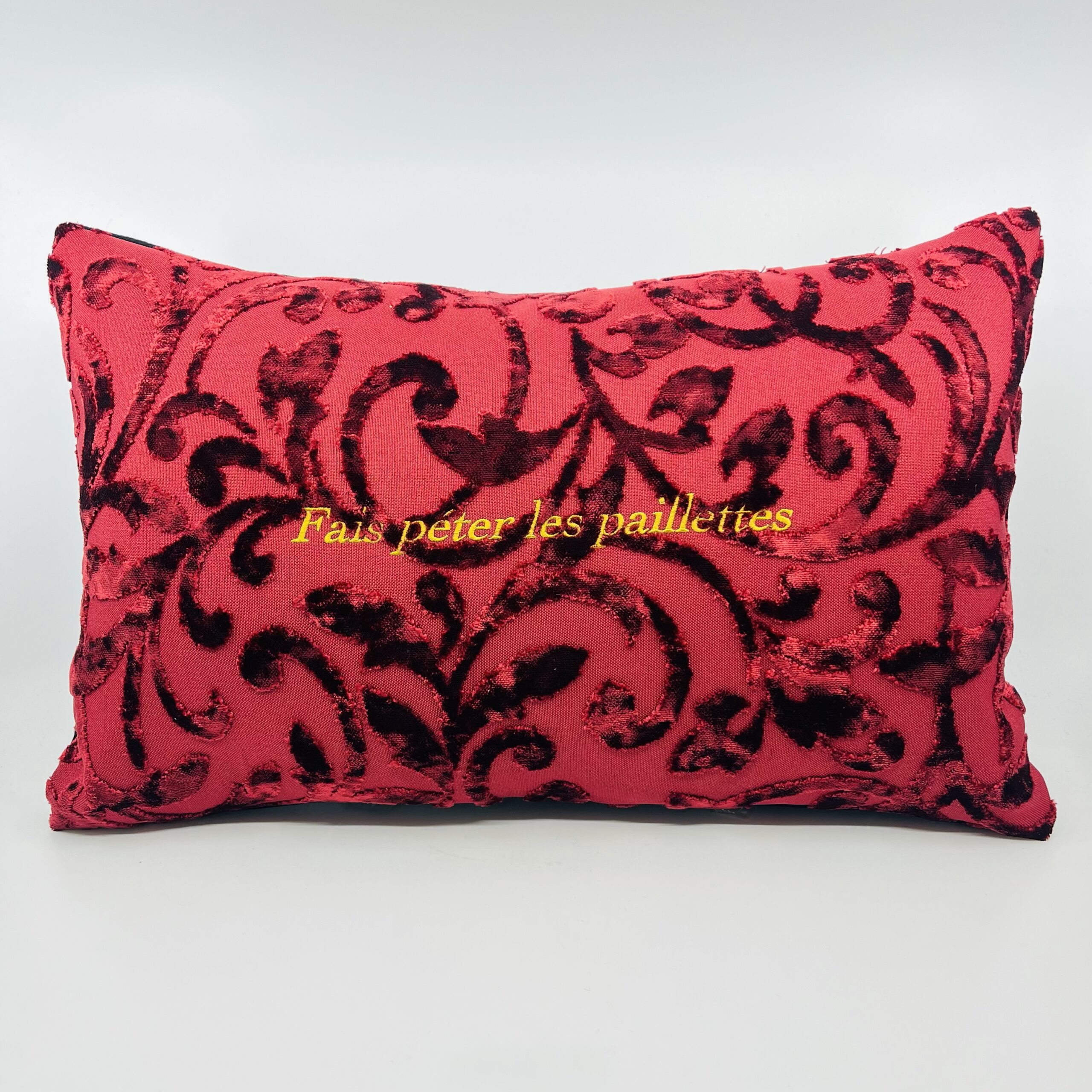 Coussin, « Fais péter les paillettes »Velours rouge