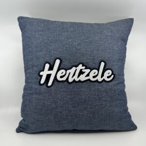 Coussin Hertzele,
Denim bleu.