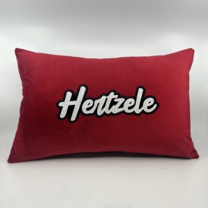 Coussin Hertzele,
Velours rouge.