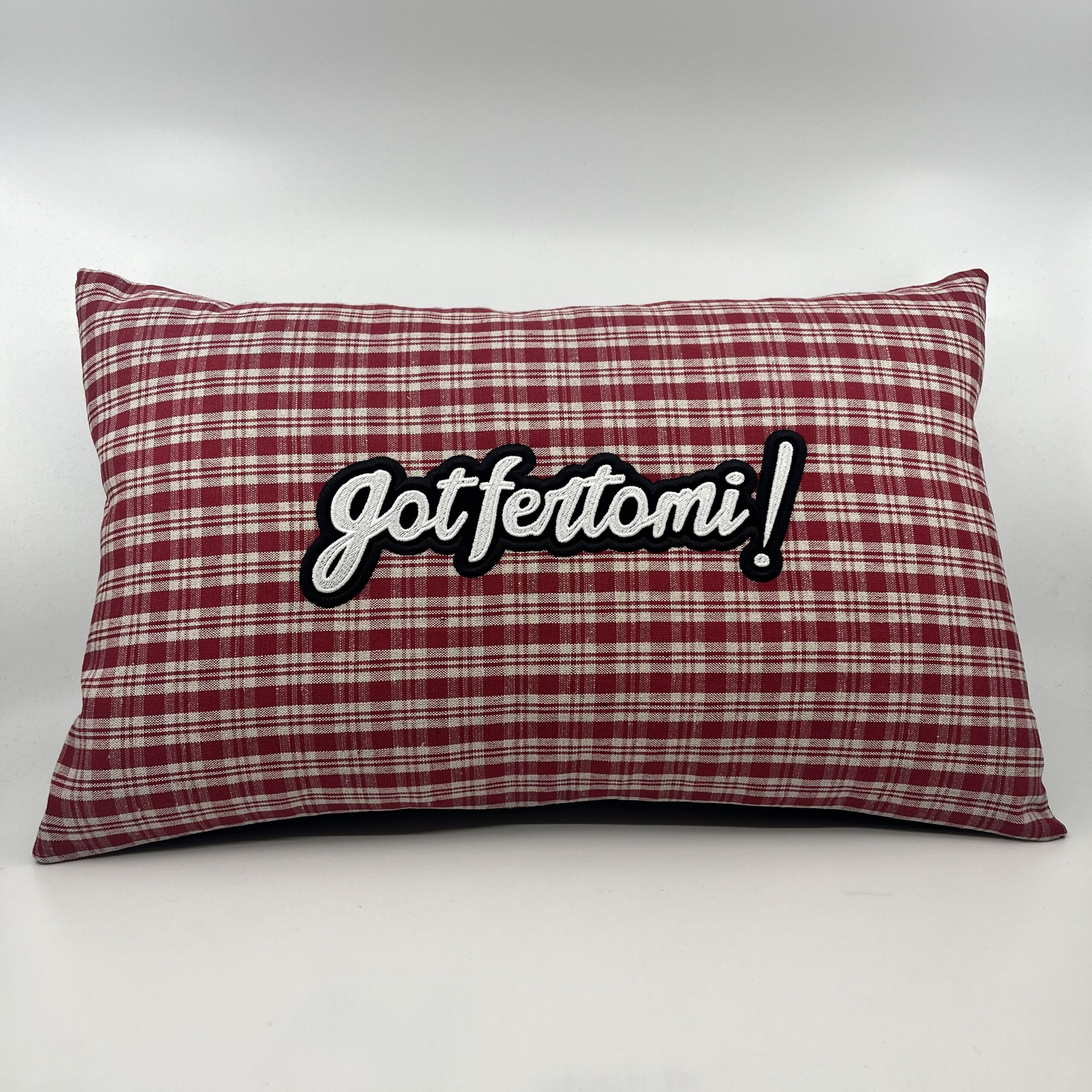 Coussin Gotfertomi,
Kelsch rouge.
