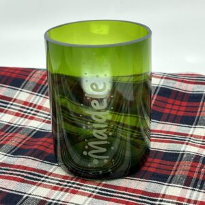 Verre cul de bouteille,
“Maïdele”.