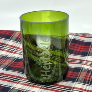 Verre cul de bouteille,
“Hertzele”.