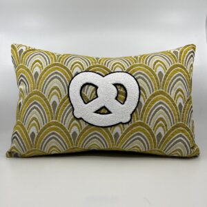 Coussin Bretzel 🥨, motifs velours