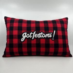 Coussin Gotfertomi !,
Grands carreaux rouges et noirs
