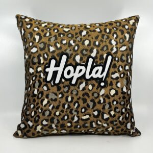 Coussin Hopla !
Motif Guépard.