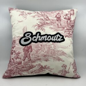 Coussin Schmoutz,
toile de Jouy rose.
