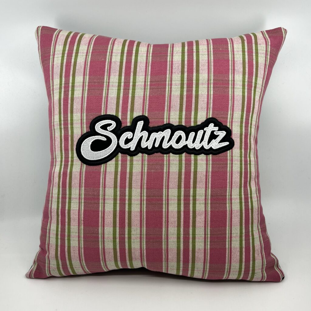 Coussin en kelsch alsacien rose motif schmoutz