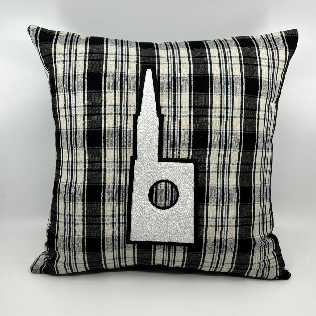 Coussin Cathédrale Kelsch noir et bleu « Albert »