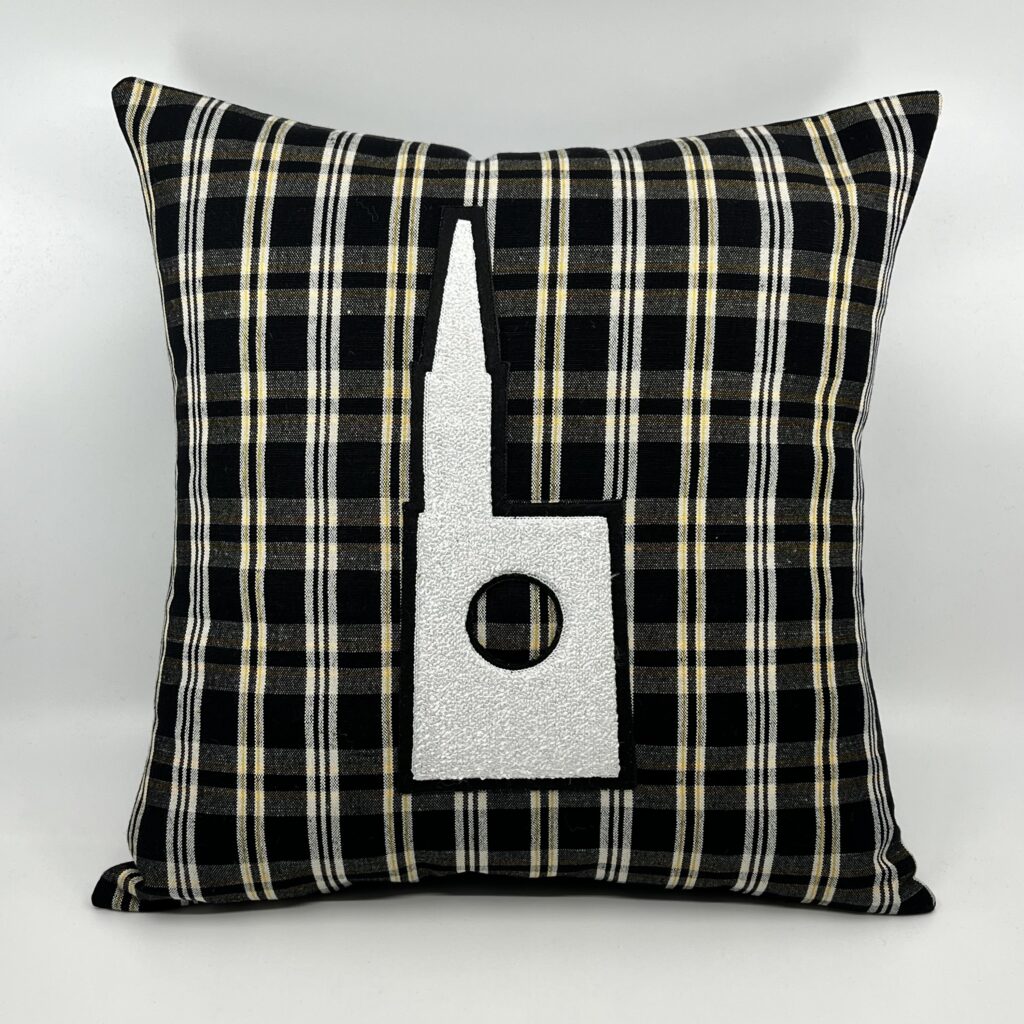 Coussin Cathédrale Kelsch noir et jaune « Émilie »
