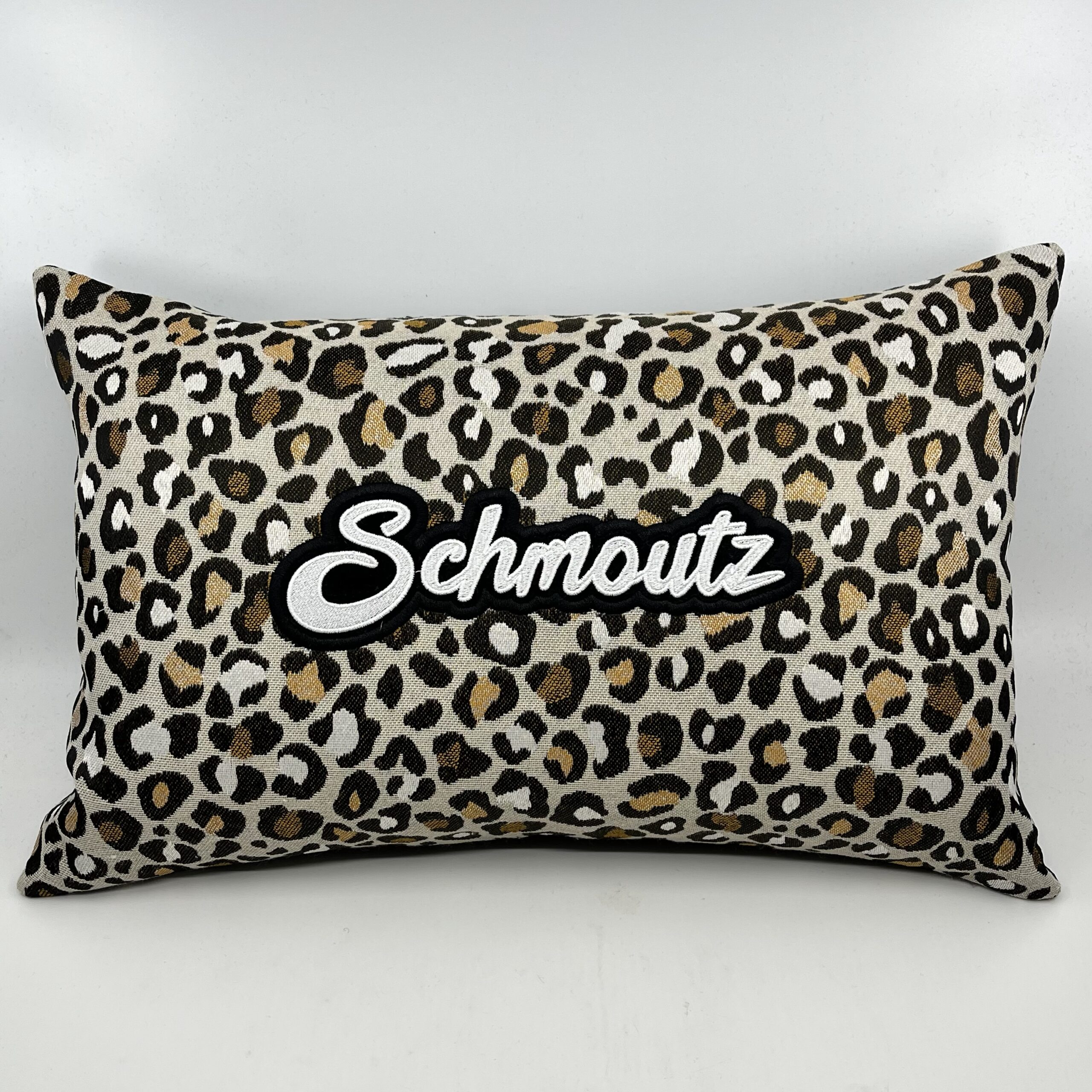 Coussin Schmoutz,
motif léopard